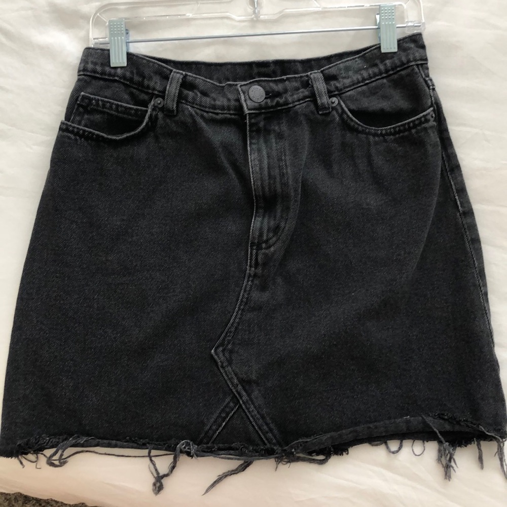 BLACK JEAN SKIRT